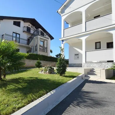 Zdenka Apartment